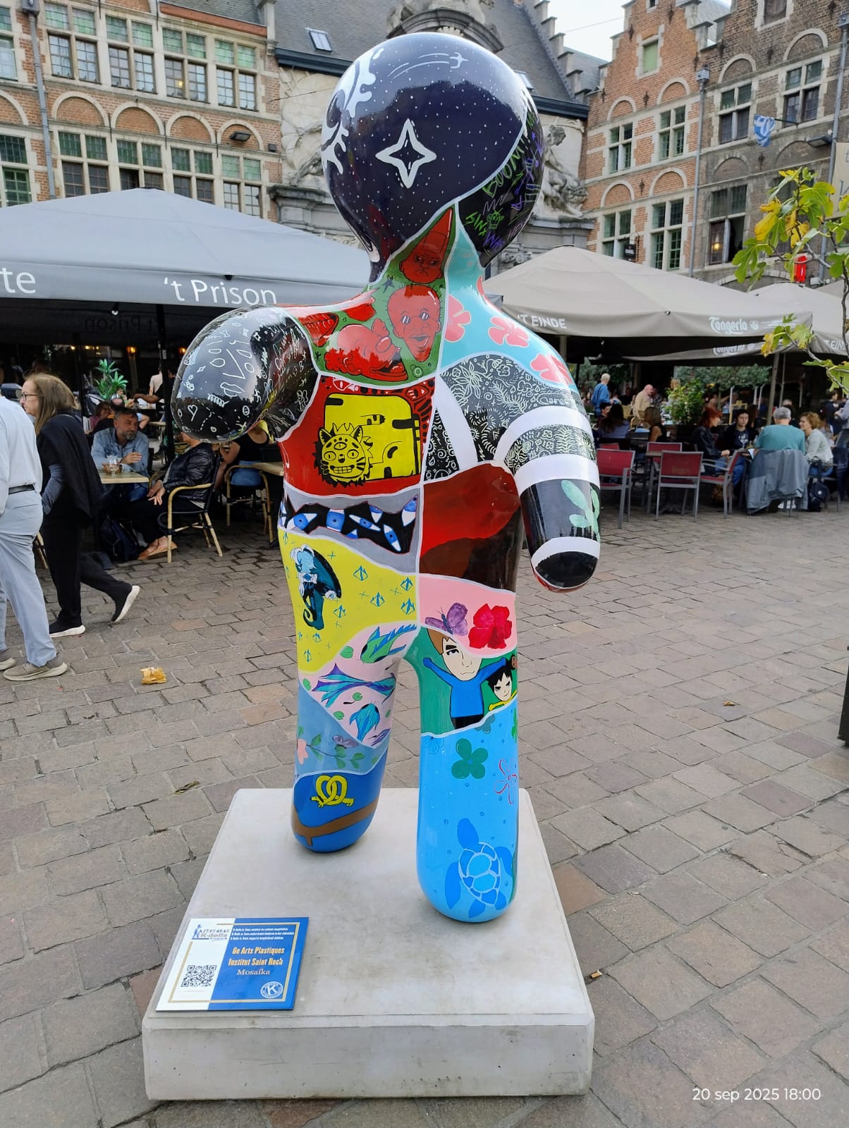 Schenking van 1000 Kiwanis-poppen aan ziekenhuizen en instellingen in het Gentse